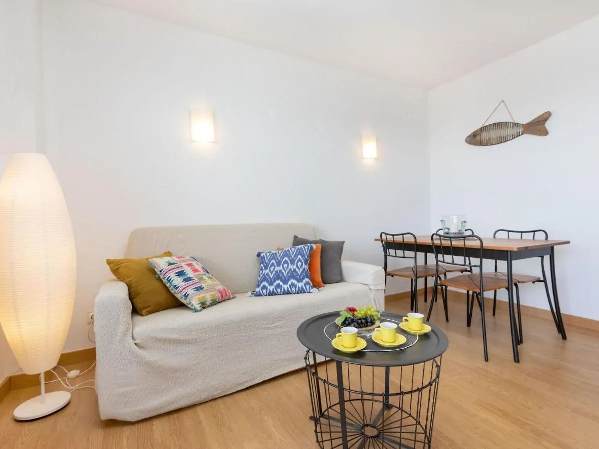 Apartment Apartaments Del Sol By Interhome 레스타르티트